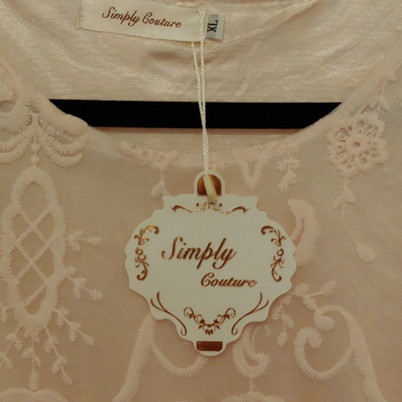 Simply Couture-😍Lace long sleeved peach top - Picture 2 of 6